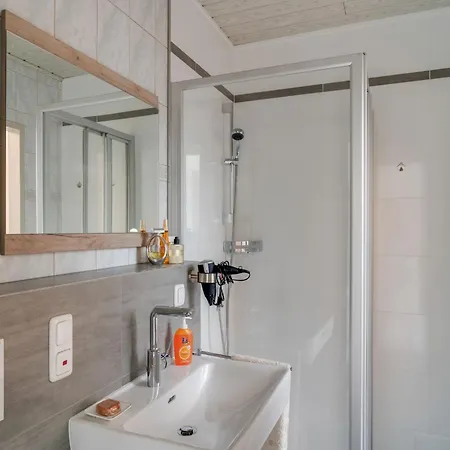 Apartment In Oed-oehling Near Danube River *