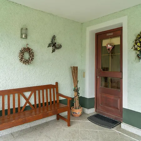 Apartment In Oed-oehling Near Danube River *