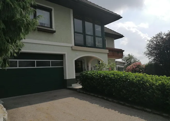 In Oed-oehling Near Danube River Apartament